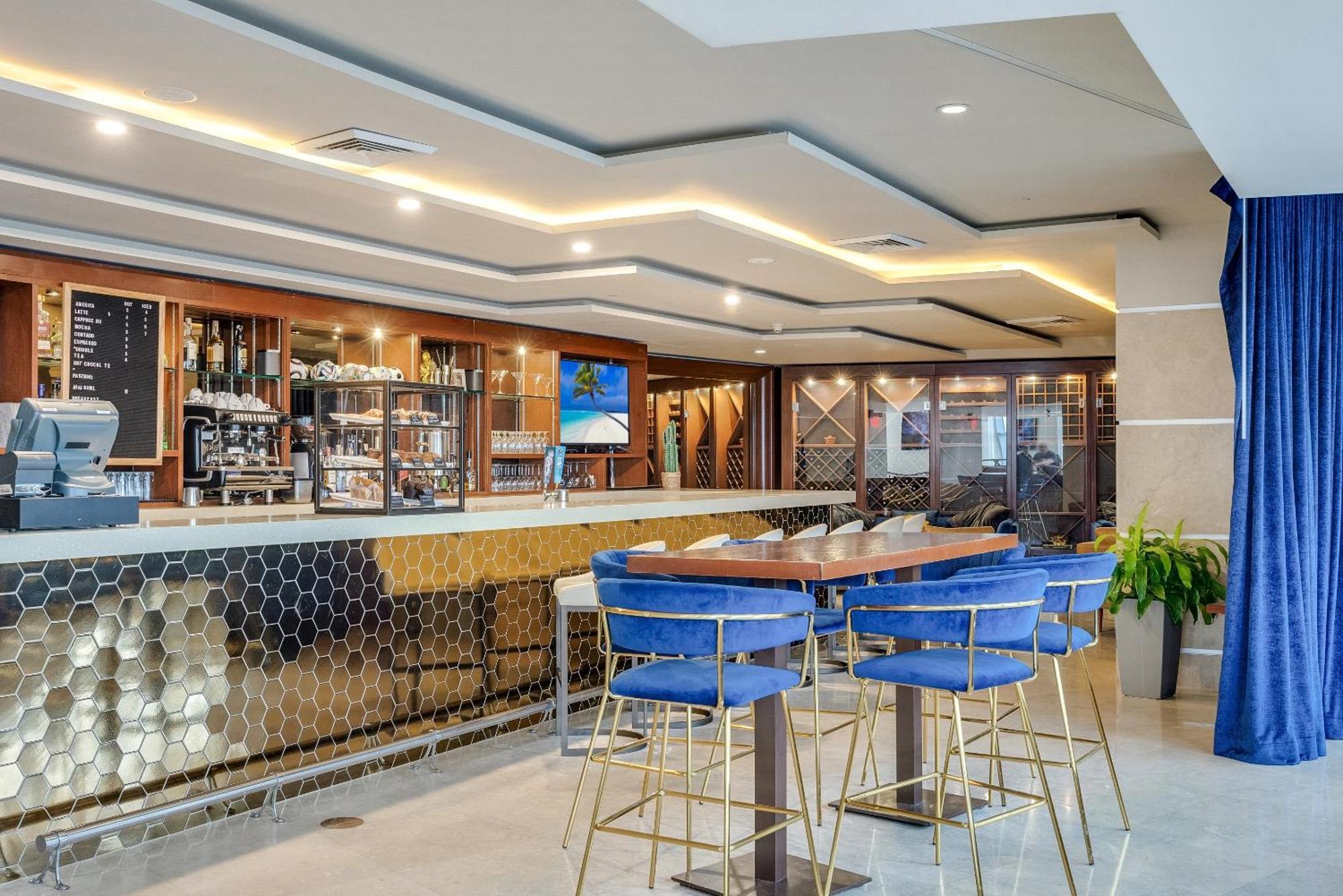 Marenas Beach Resort 서니아일스비치 외부 사진